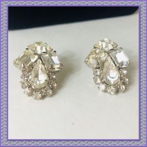 Vintage STAMPED WEISS RHINESTONE EARRINGS